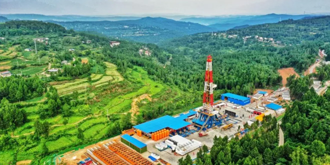 97.8%，成了公認(rèn)的“節(jié)水標(biāo)四川頁巖氣項(xiàng)目部重復(fù)利用壓裂返排液36.36萬立方米，利用率達(dá)兵”